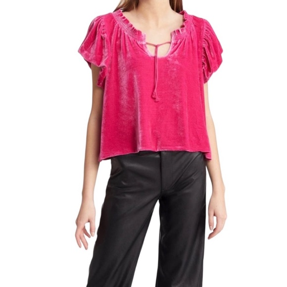 NWT Free People Beautiful VELVETY Feel Blouse  95%POLY/5% Elasticine Washable - Picture 2 of 12